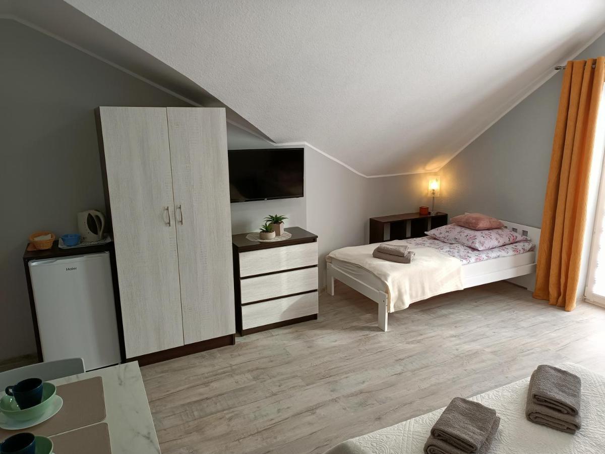 Apartamento Jedrula Łeba Exterior foto